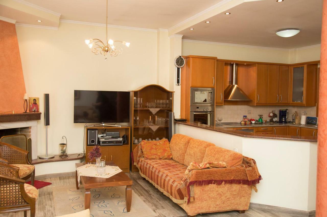 Veta'S Spacious Central Apartment Serres Exterior photo